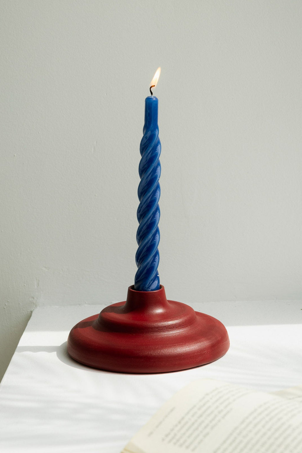 Tide Candle Holder